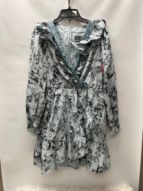 Vist Large View of Product Image Which is Used Anthropologie Short Dress F M-8/10