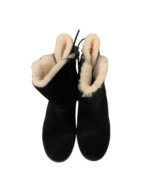 Vist Large View of Product Image Which is Used Ugg Australia Ankle Boots 11