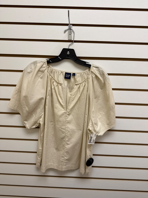 Vist Large View of Product Image Which is Used Gap Short Sleeve Top S-4/6