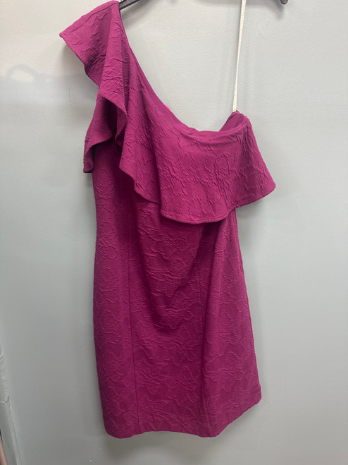 Vist Large View of Product Image Which is Used Lilly Pulitzer Short Dress F L-12/14