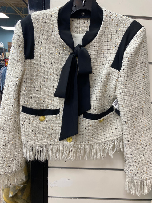 Vist Large View of Product Image Which is Used Unbranded Short Light Jacket S-4/6