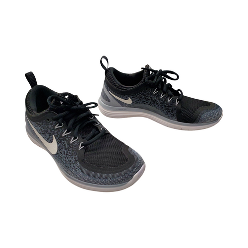 Vist Large View of Product Image Which is Used Nike Performance Shoes 7