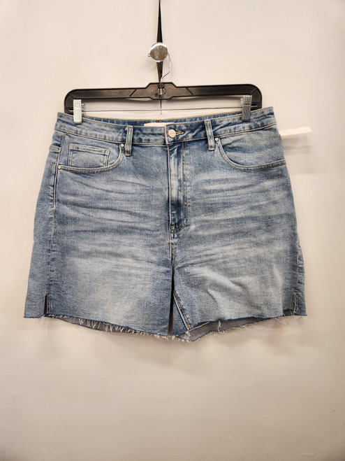 Vist Large View of Product Image Which is Used Unbranded Shorts 2X 20/35