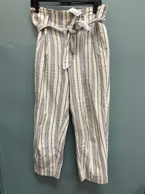 Vist Large View of Product Image Which is Used Madewell Casual Pant 6-28