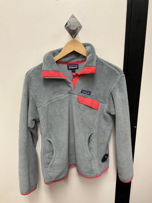 Vist Large View of Product Image Which is Used Patagonia Lightweight Sweater M-8/10