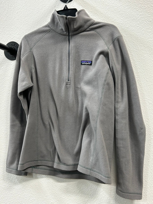 Vist Large View of Product Image Which is Used Patagonia Sweatshirt M-8/10