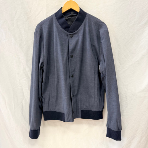 Vist Large View of Product Image Which is Used BOSS Men's Short Heavy Coat M