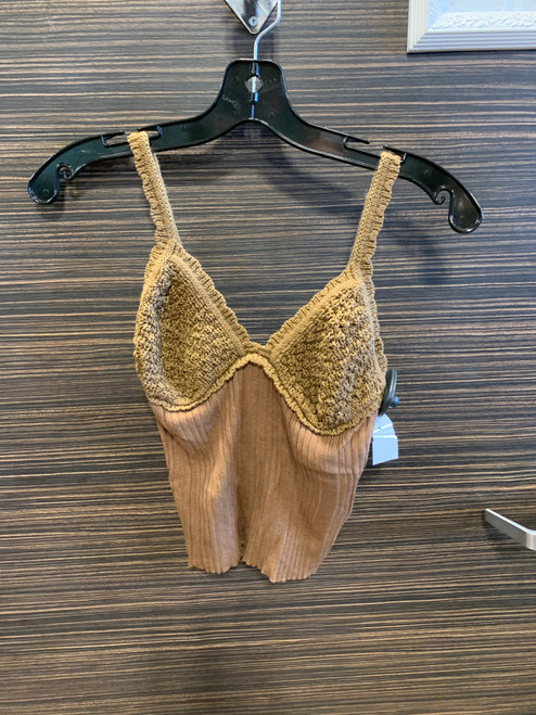 Vist Large View of Product Image Which is Used H & M Tank Top S-4/6