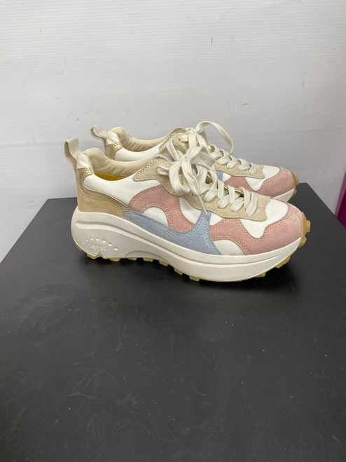 Vist Large View of Product Image Which is Used Bussola Casual Shoes 6