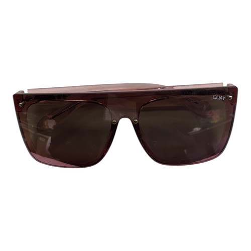 Vist Large View of Product Image Which is Used Quay Sunglasses