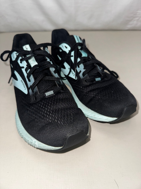 Vist Large View of Product Image Which is Used Brooks Performance Shoes 9