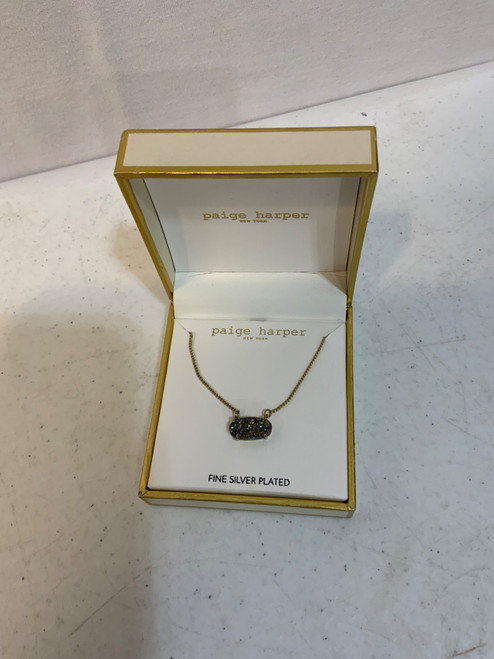 Vist Large View of Product Image Which is Used Unbranded Necklace