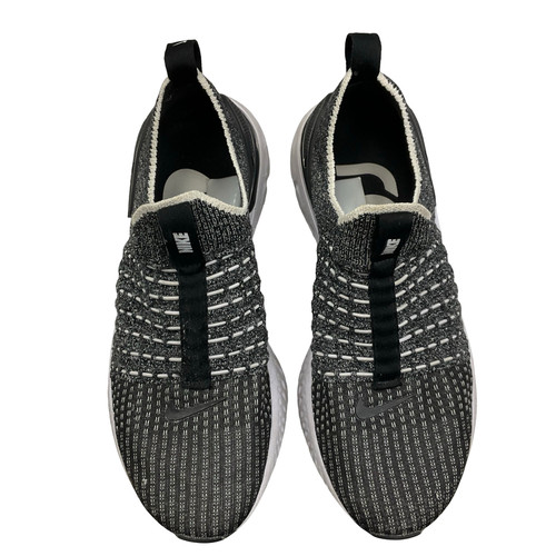 Vist Large View of Product Image Which is Used Nike Performance Shoes 7
