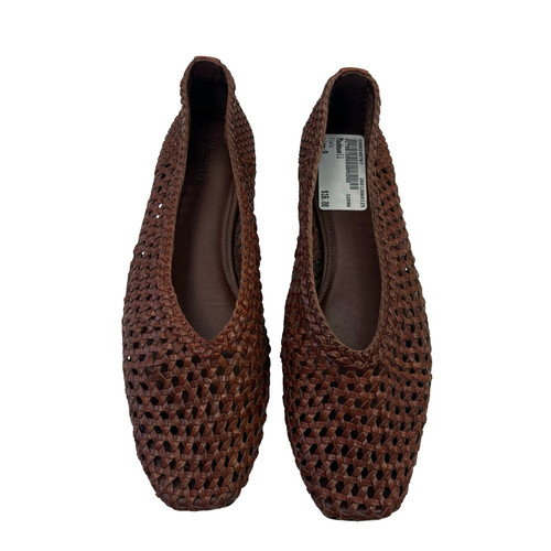 Vist Large View of Product Image Which is Used Madewell Flats 9