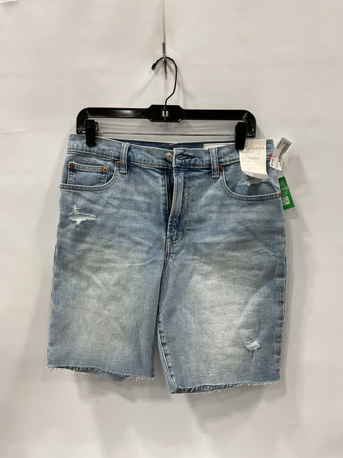 Vist Large View of Product Image Which is Used Gap Shorts 8-29