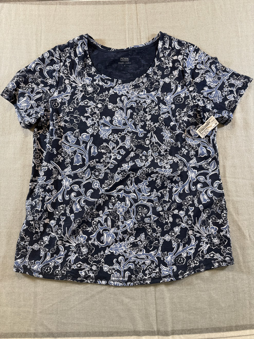 Vist Large View of Product Image Which is Used Penningtons Short Sleeve Top 1X-18