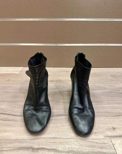 Vist Large View of Product Image Which is Used Unbranded Ankle Boots 10