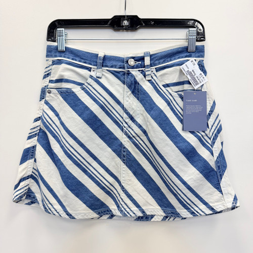 Vist Large View of Product Image Which is Used Universal Threads Short Skirt 2-26