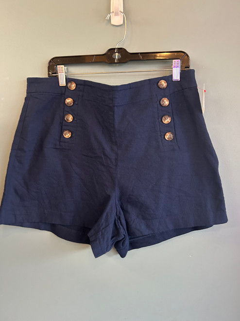 Vist Large View of Product Image Which is Used Loft Shorts 14-32