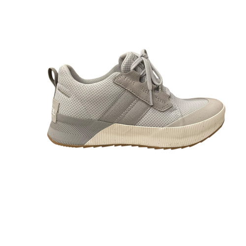 Vist Large View of Product Image Which is Used Sorel Performance Shoes 7.5