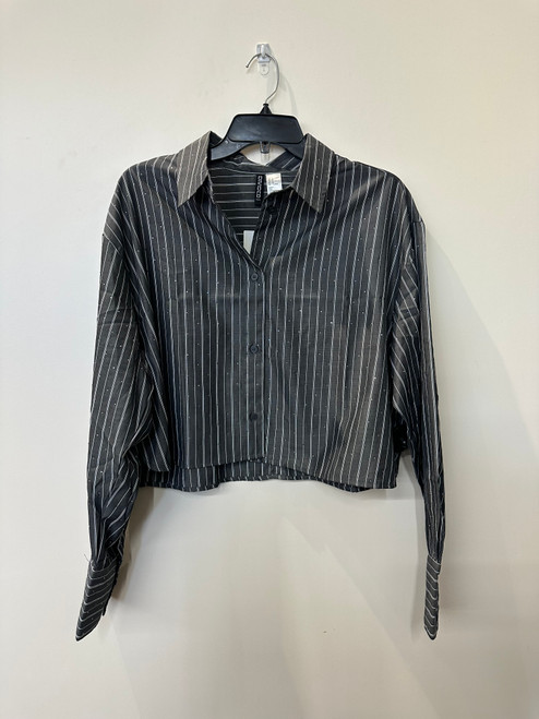 Vist Large View of Product Image Which is Used Divided By H&M Long Sleeve Top M-8/10