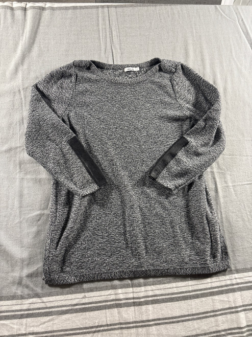 Vist Large View of Product Image Which is Used Reitmans Lightweight Sweater 2X-20