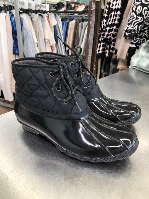 Vist Large View of Product Image Which is Used Skechers Outerwear Boots 10