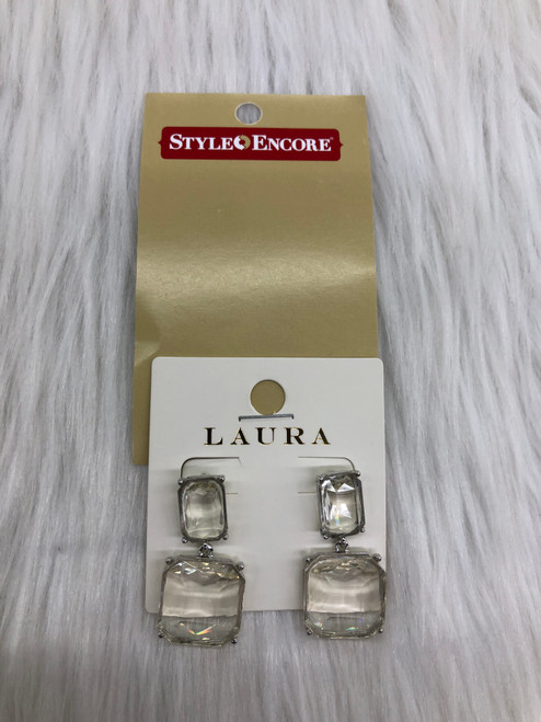 Vist Large View of Product Image Which is Used Laura Earrings