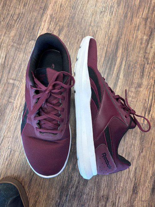 Vist Large View of Product Image Which is Used Reebok Mens Athletic Shoes 8.5