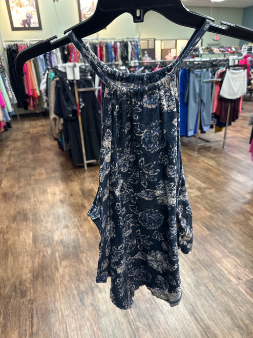 Vist Large View of Product Image Which is Used Free People Sleeveless Top S-4/6