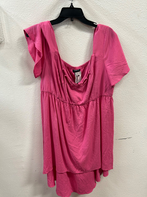 Vist Large View of Product Image Which is Used Torrid Short Sleeve Top L-12/14