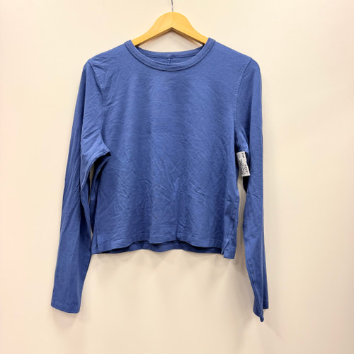 Vist Large View of Product Image Which is Used Lululemon Athletica Active Long Sleeve M-8/10