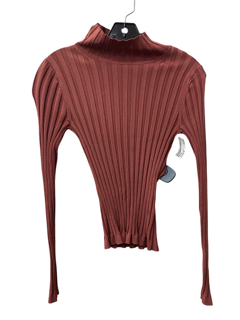 Vist Large View of Product Image Which is Used Babaton Lightweight Sweater M-8/10