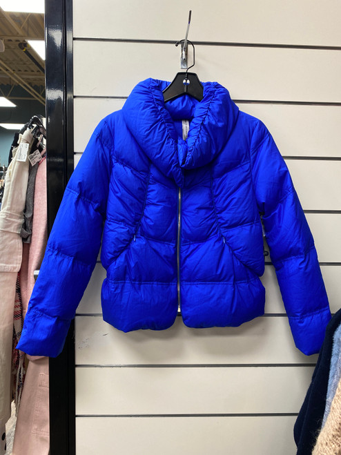 Vist Large View of Product Image Which is Used Zneal Short HeavyCoat S-4/6