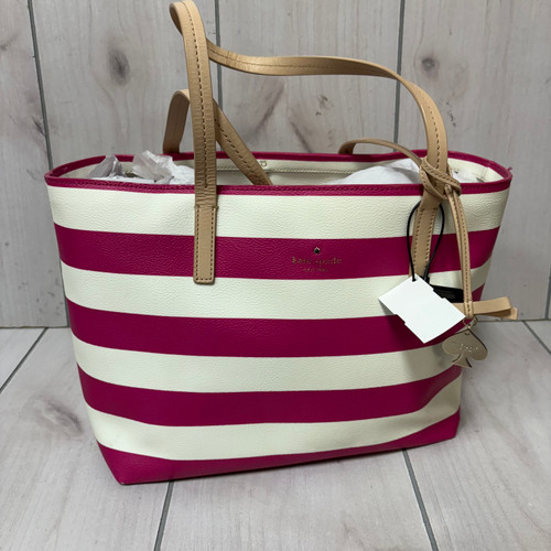 Vist Large View of Product Image Which is Used Kate Spade New York Xlarge Leather Handbag