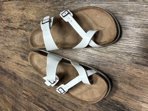 Vist Large View of Product Image Which is Used Time and Tru Sandals 11