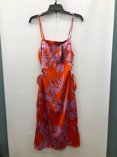 Vist Large View of Product Image Which is Used House Of Harlow 1960 Short Dress B M-8/10