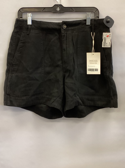 Vist Large View of Product Image Which is Used Everlane Shorts 8-29