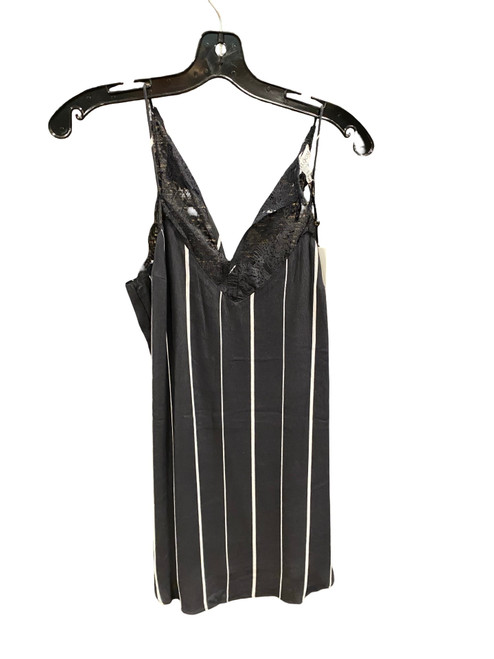 Vist Large View of Product Image Which is Used Heartloom Short Dress B S-4/6