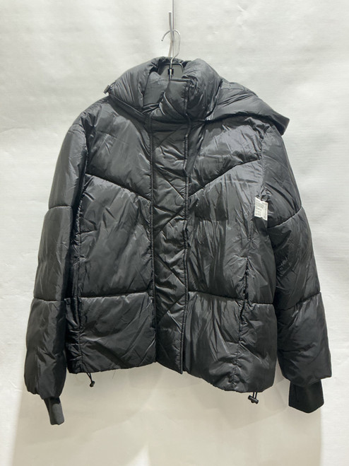 Vist Large View of Product Image Which is Used BCBGeneration Short HeavyCoat M-8/10