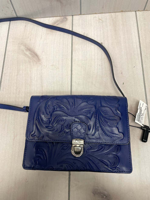 Vist Large View of Product Image Which is Used Patricia Nash Small Leather Handbag