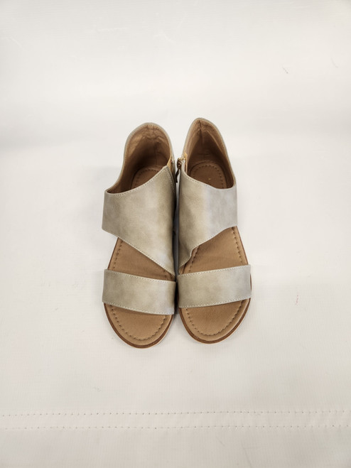 Vist Large View of Product Image Which is Used Unbranded Dress Sandals 8