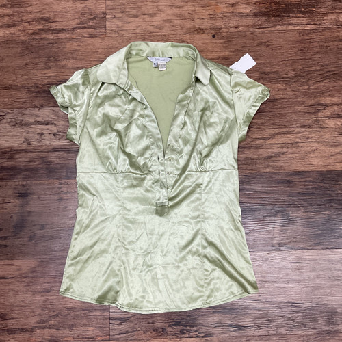 Vist Large View of Product Image Which is Used Zara Short Sleeve Top S-4/6