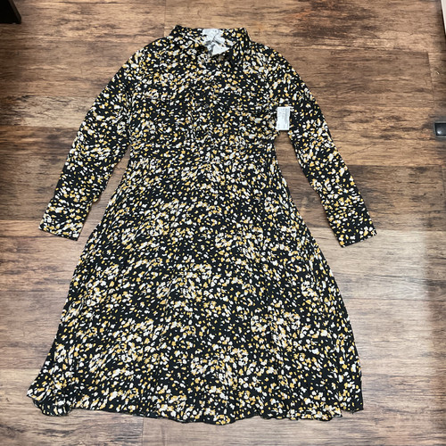 Vist Large View of Product Image Which is Used Molly Bracken Short Dress B M-8/10