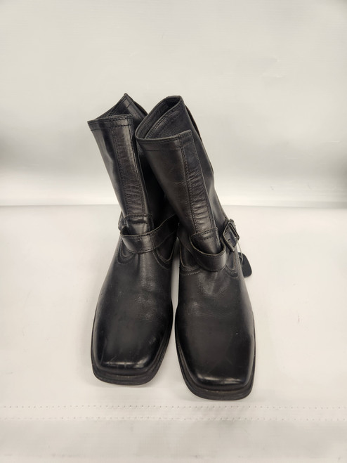 Vist Large View of Product Image Which is Used Ariat Mens Boots 11.5