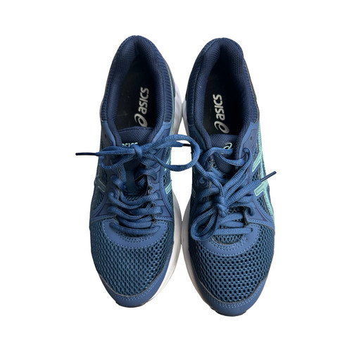 Vist Large View of Product Image Which is Used Asics Performance Shoes 9