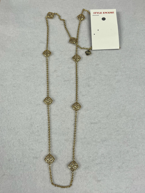 Vist Large View of Product Image Which is Used Kendra Scott Necklace