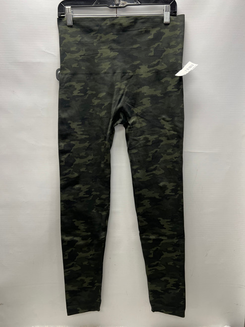 Vist Large View of Product Image Which is Used Spanx Active Leggings 2X 20/35