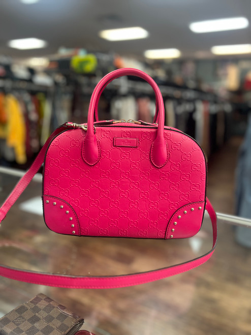 Vist Large View of Product Image Which is Used Gucci Small Leather Handbag