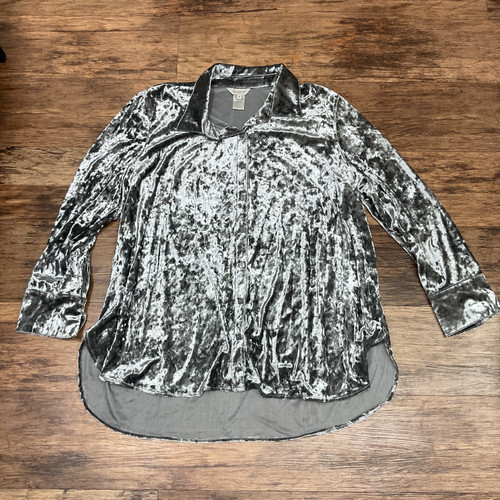 Vist Large View of Product Image Which is Used Multiples Long Sleeve Top 1X-18